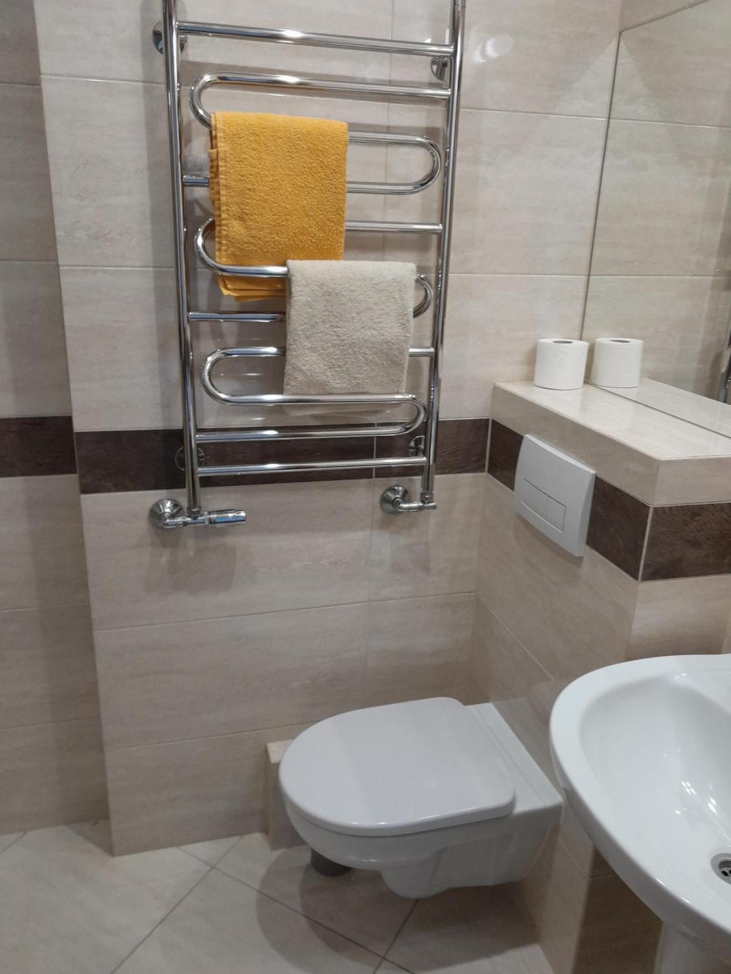 Hostel Polon Pułtusk Ngoại thất bức ảnh
