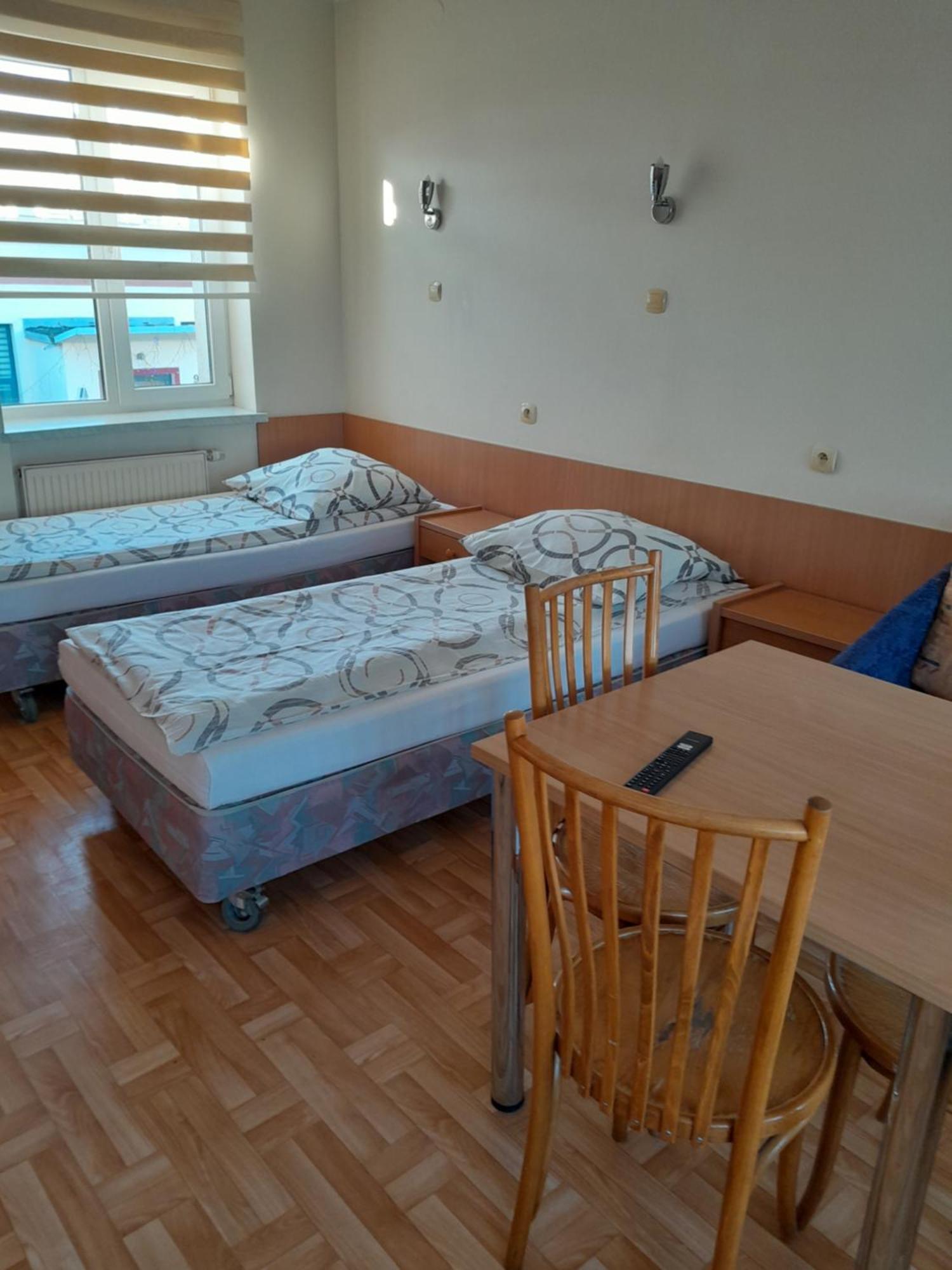 Hostel Polon Pułtusk Ngoại thất bức ảnh